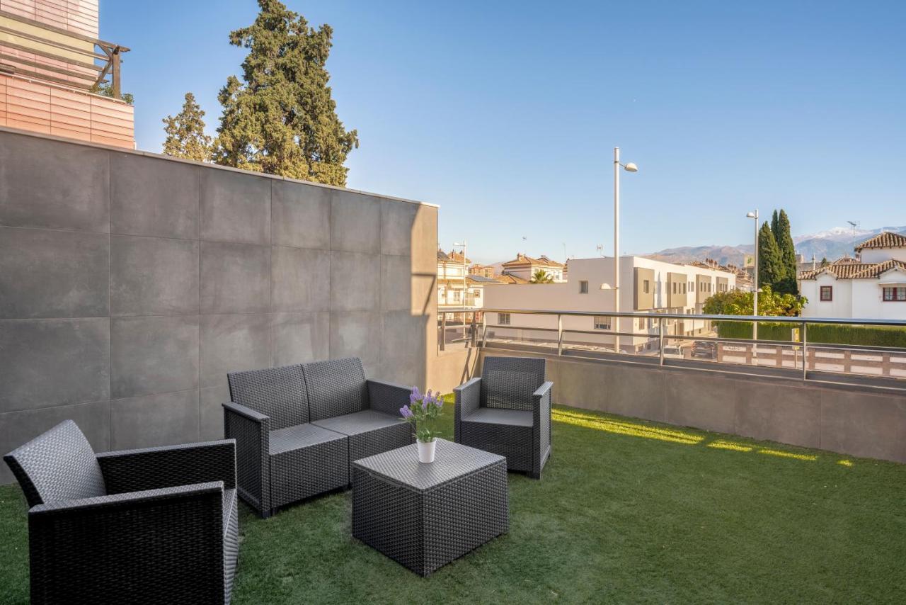 Appartamento Enjoygranada Lujo Piscina Y Parking Esterno foto