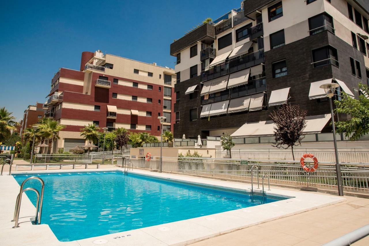 Appartamento Enjoygranada Lujo Piscina Y Parking Esterno foto